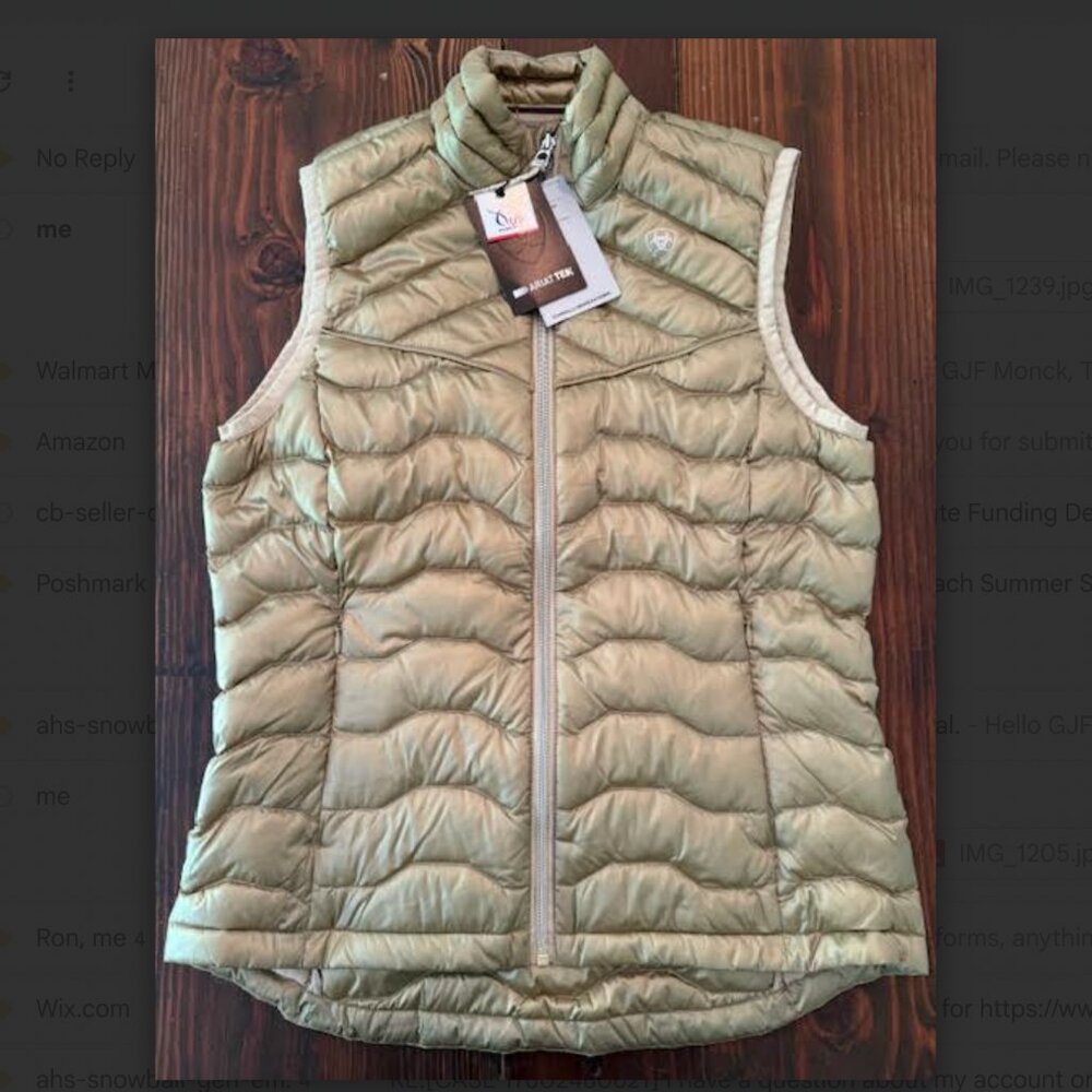Ariat NWT Tek Ideal Down Women's Vest Irredescent Field Of Rye Color Tan Western